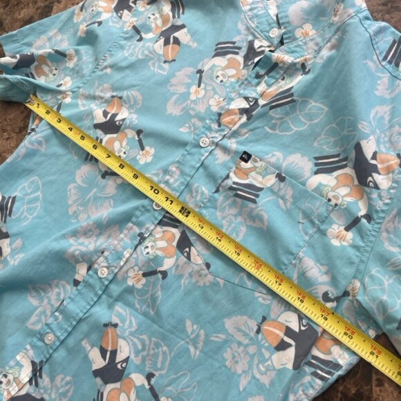 QUICKSILVER HAWAIIAN SHIRT NAUGHTY MAMA IN A ROCKET PRINT SZ M VERSATILE ICONIC - Picture 3 of 16